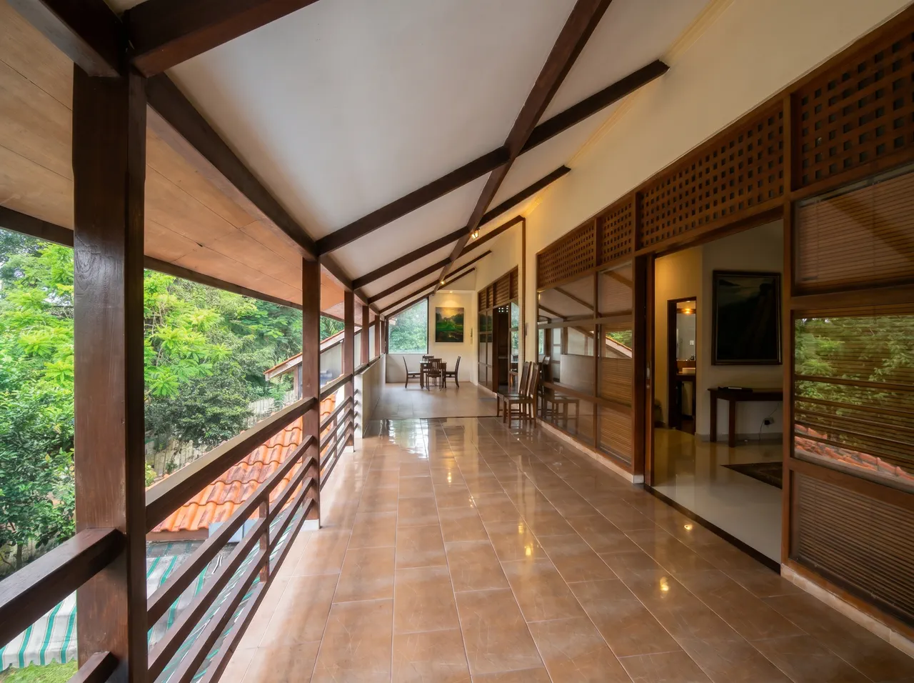 Jasa foto homestay, eksterior homestay sore hari